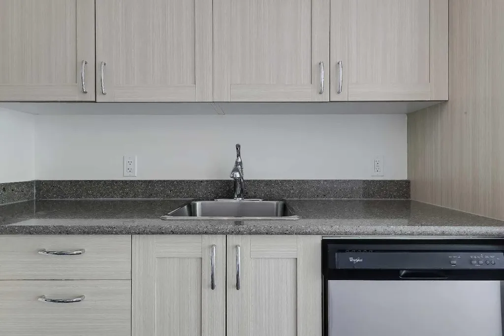 10 Brentwood Common NW Calgary AB T2L 2L6