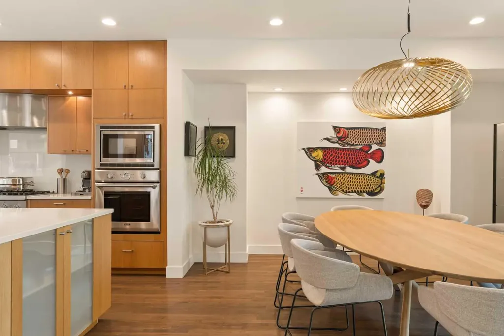 3923 15a Street SW Calgary AB T2T 4C8