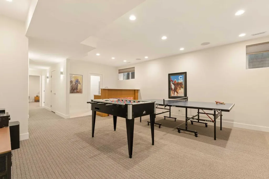 3923 15a Street SW Calgary AB T2T 4C8
