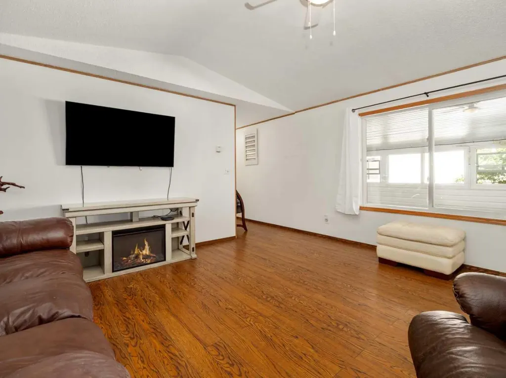22 Westover Crescent Claresholm AB T0L 0T0