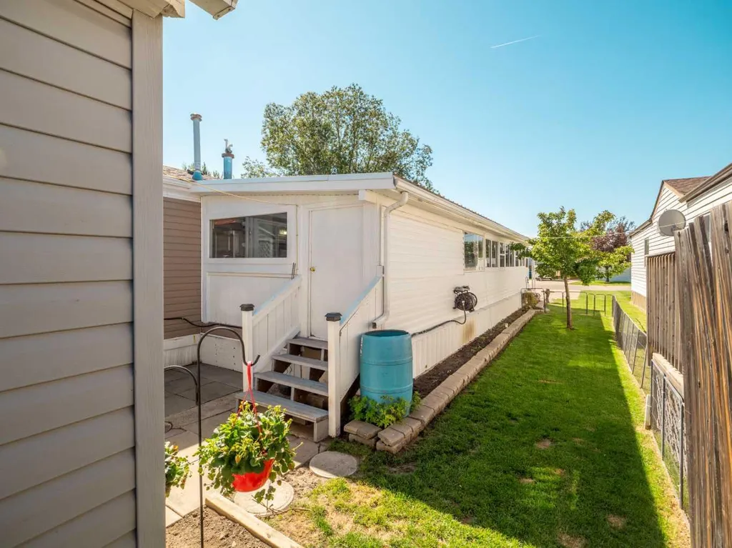 22 Westover Crescent Claresholm AB T0L 0T0