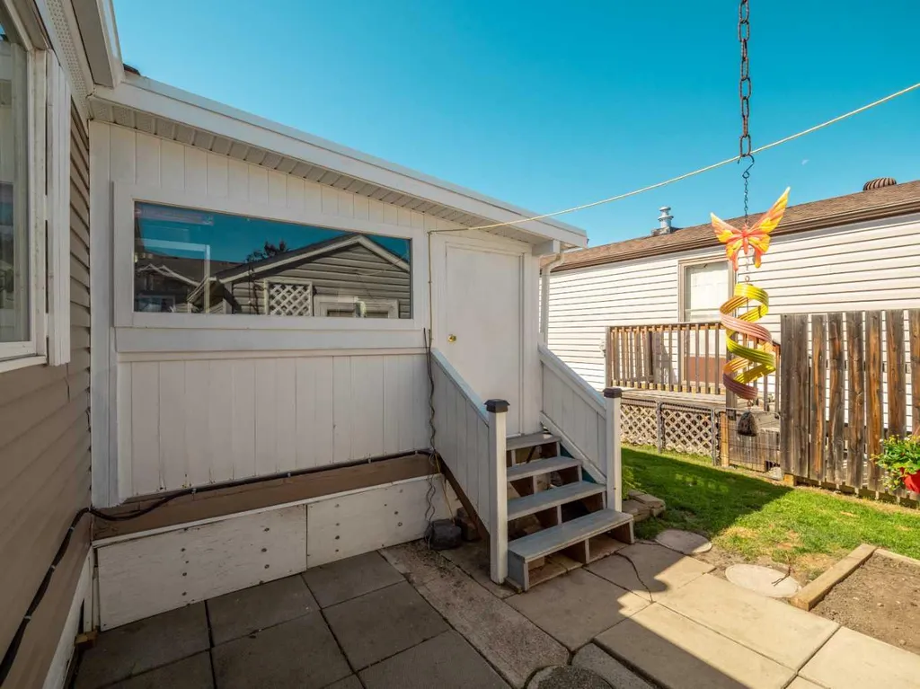 22 Westover Crescent Claresholm AB T0L 0T0