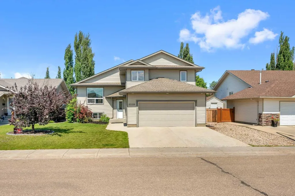 5220 21 Street Lloydminster AB T9V 3G3