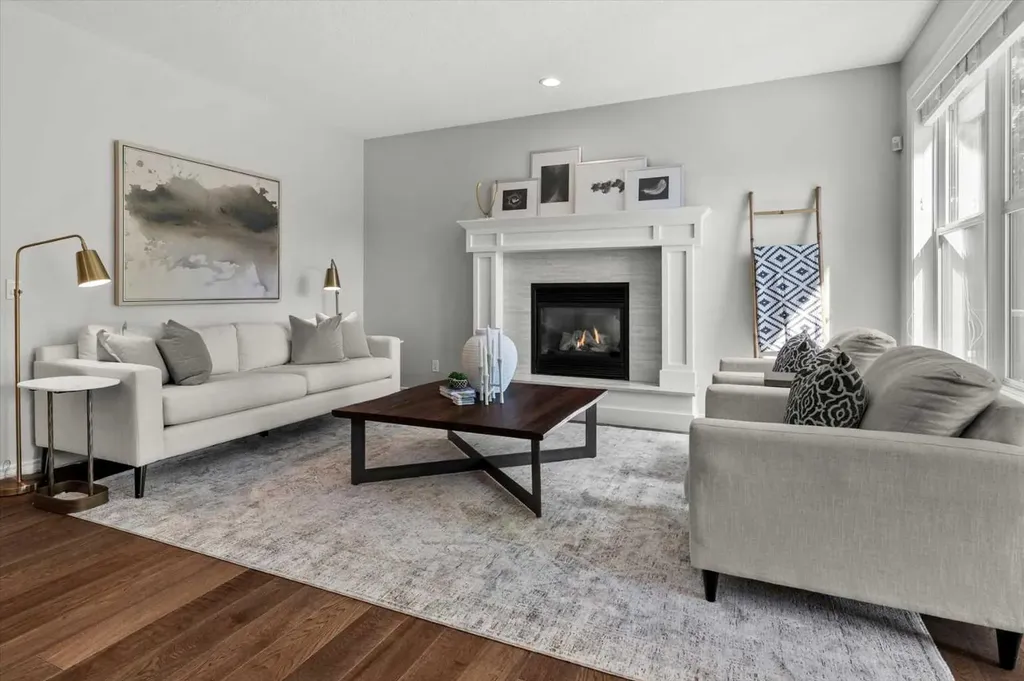 113 Ypres Green SW Calgary AB T2T6M3