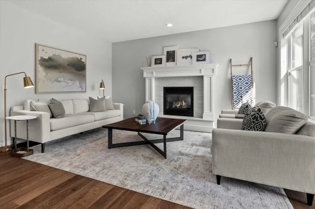 113 Ypres Green SW Calgary AB T2T6M3