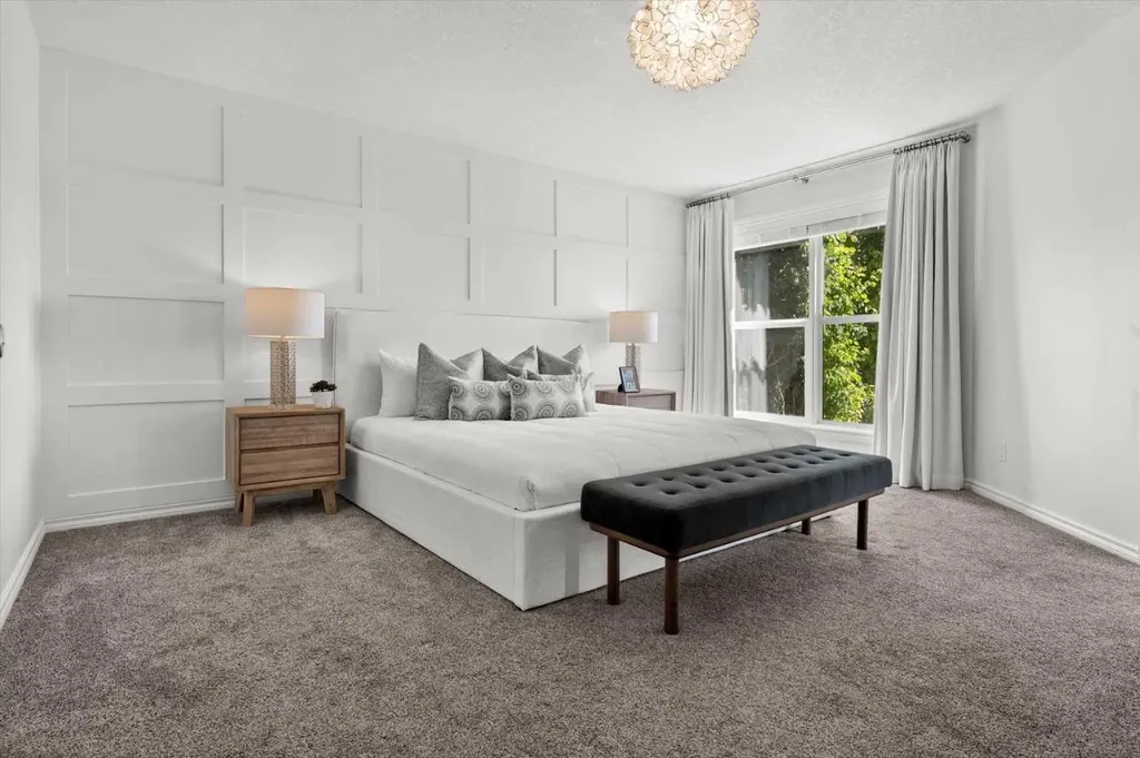 113 Ypres Green SW Calgary AB T2T6M3