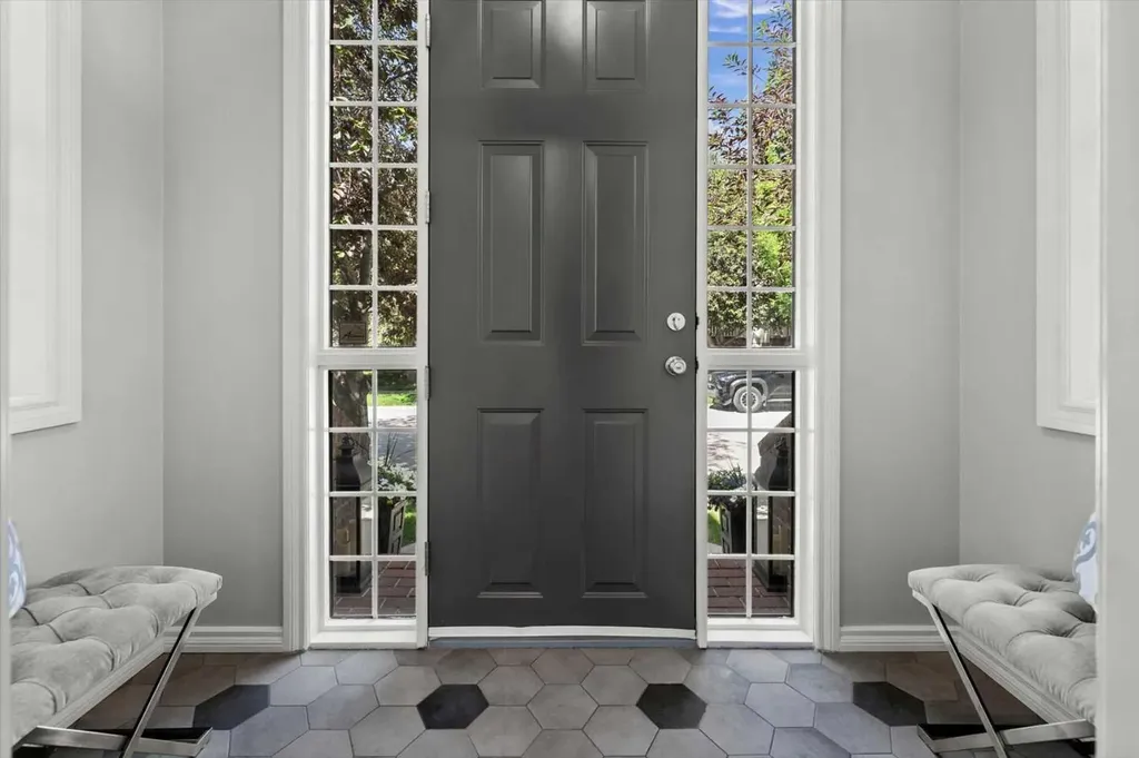 113 Ypres Green SW Calgary AB T2T6M3