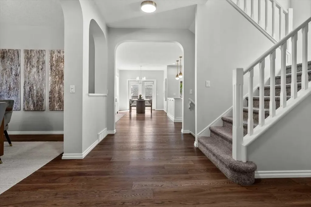113 Ypres Green SW Calgary AB T2T6M3