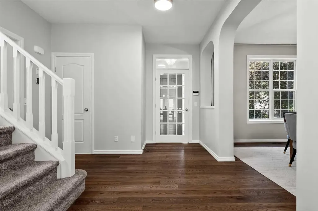 113 Ypres Green SW Calgary AB T2T6M3