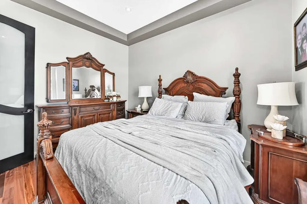 423 Rocky Ridge Drive NW Calgary AB T3G 5C2