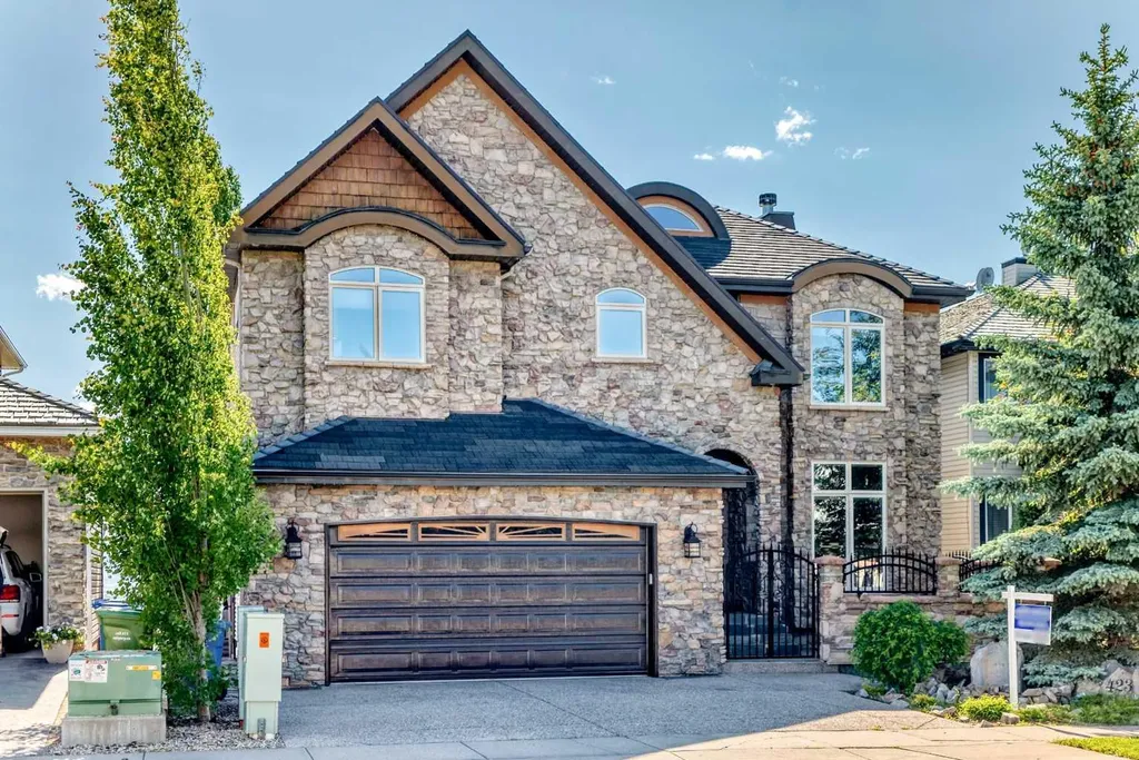423 Rocky Ridge Drive NW Calgary AB T3G 5C2