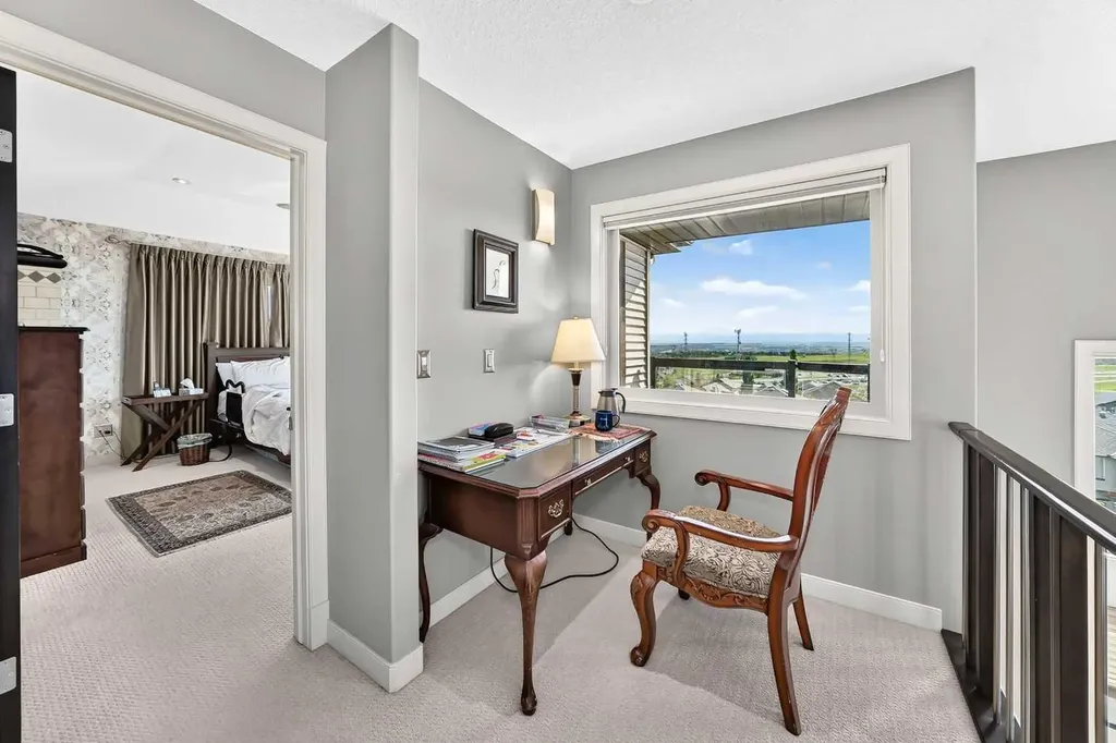 423 Rocky Ridge Drive NW Calgary AB T3G 5C2