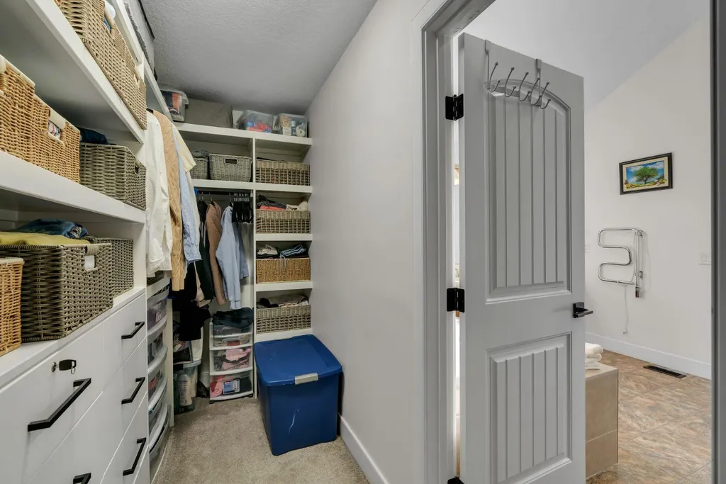 71 Canals Close SW Airdrie AB T4B 0S6