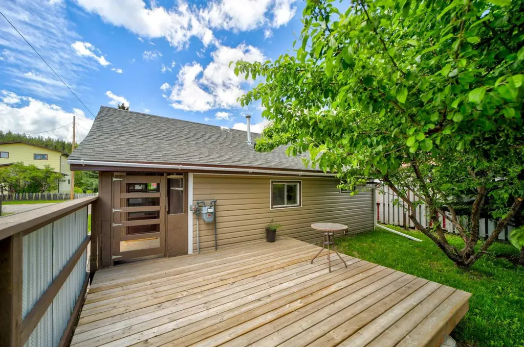 1225 84 Street Coleman AB T0K0M0
