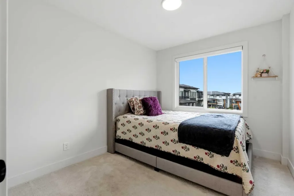 10060 46 Street NE Calgary AB T3J 2H8