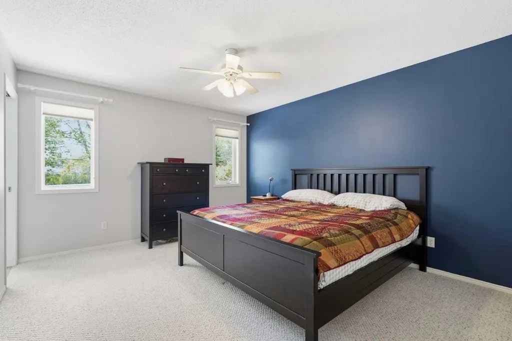 18 Osmond Close Red Deer AB T4N 6Y1