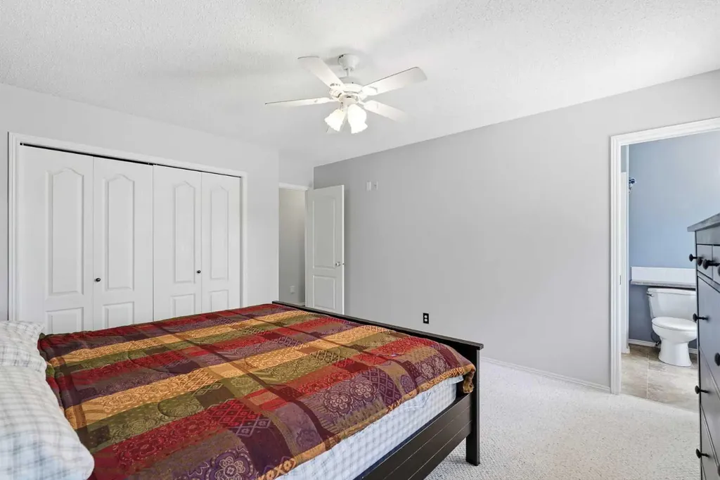 18 Osmond Close Red Deer AB T4N 6Y1
