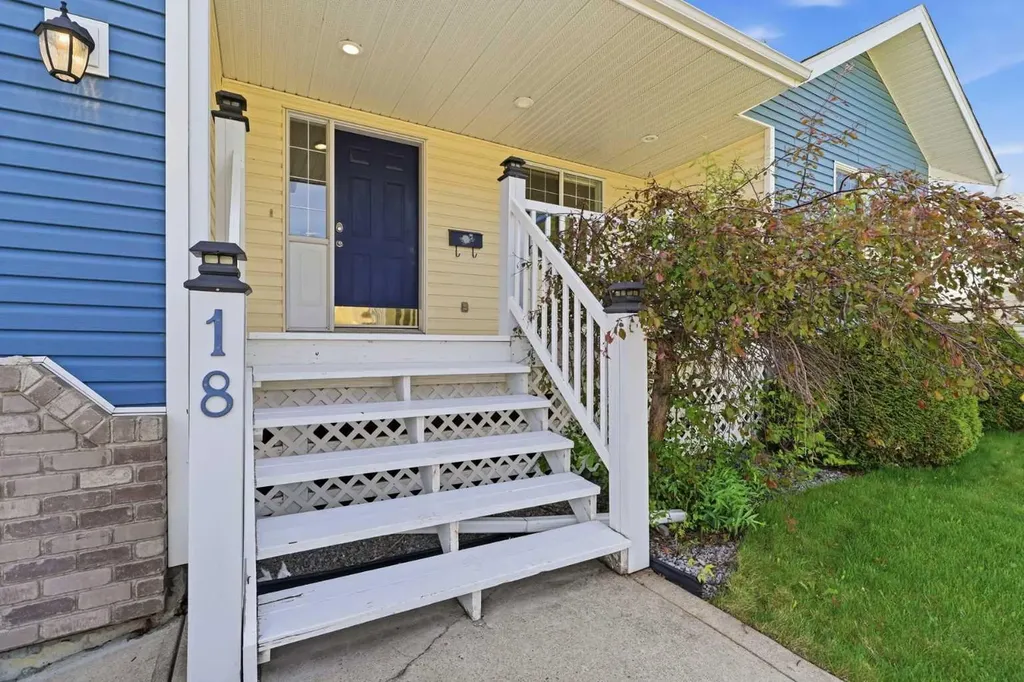 18 Osmond Close Red Deer AB T4N 6Y1