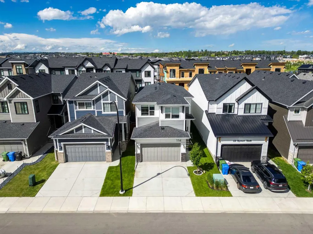 116 Rowmont Heath NW Calgary AB T3L 0H8