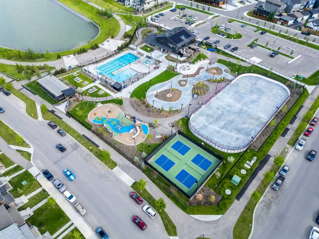 116 Rowmont Heath NW Calgary AB T3L 0H8