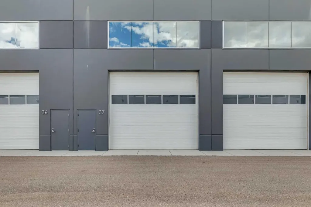 1750 120 Avenue NE Calgary AB T3K 2G3