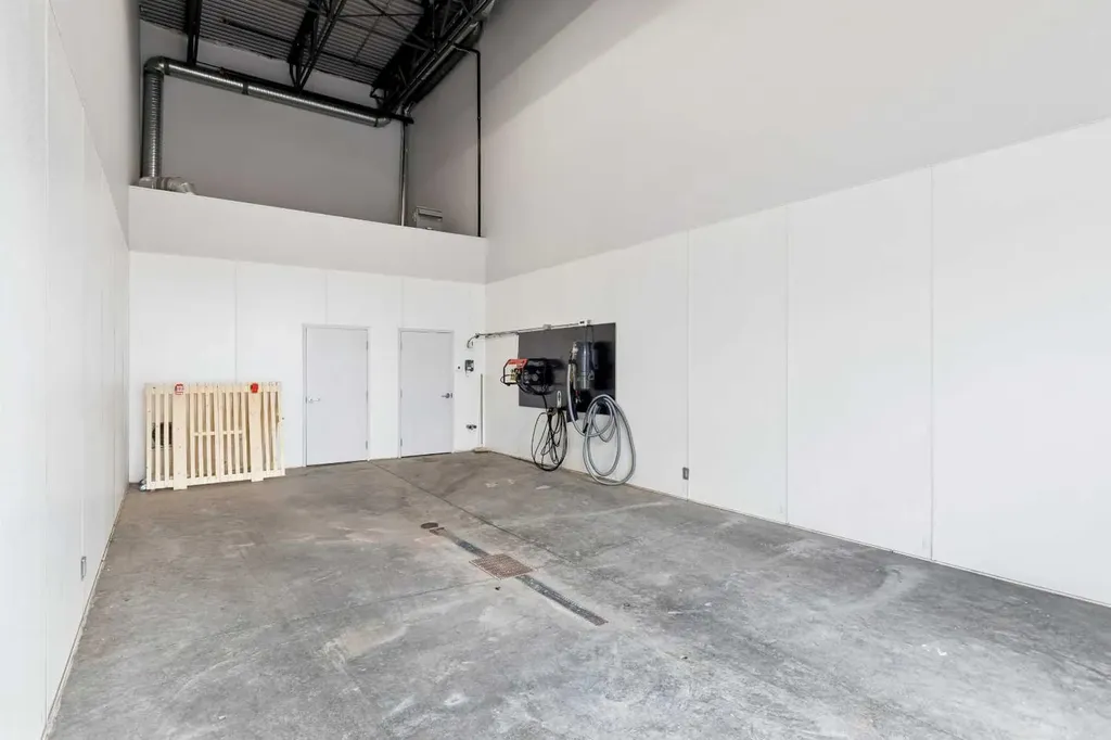 1750 120 Avenue NE Calgary AB T3K 2G3