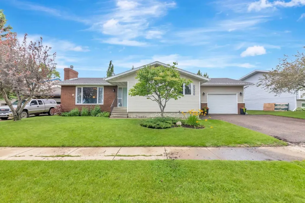 5503 35 Street Lloydminster AB T9V 1S1