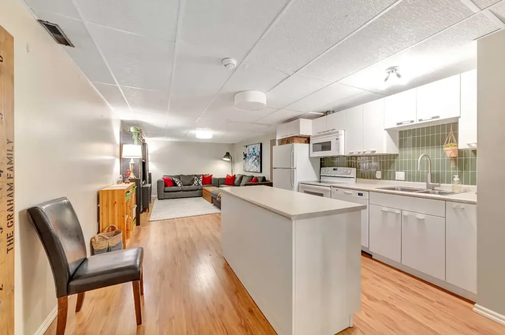 5503 35 Street Lloydminster AB T9V 1S1