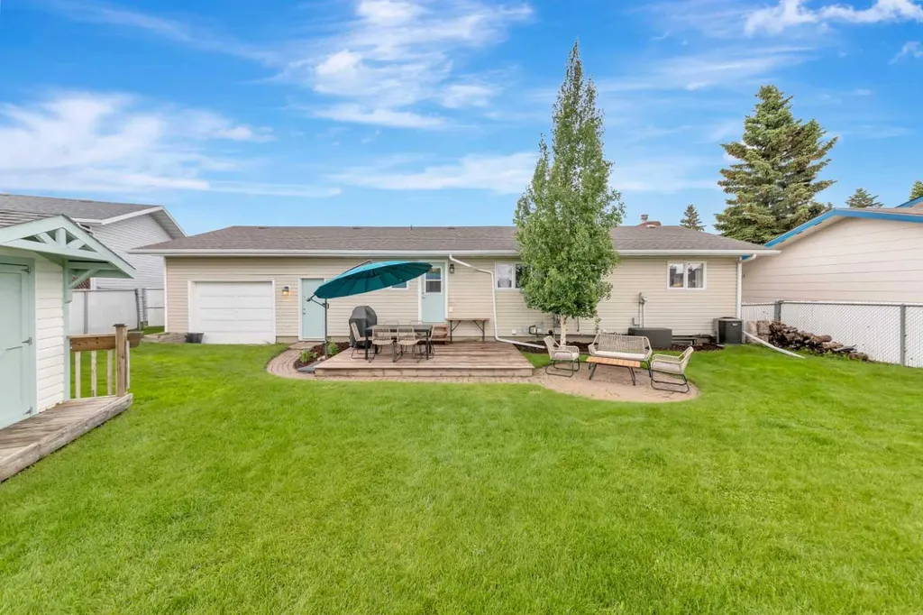 5503 35 Street Lloydminster AB T9V 1S1