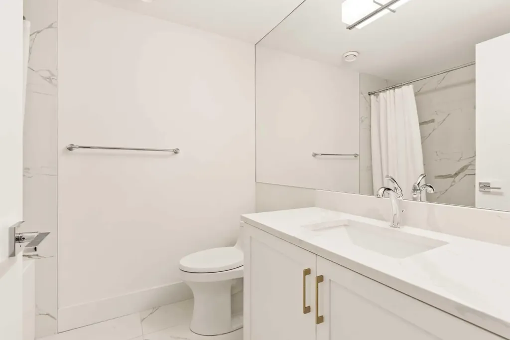 1430 27 Street SW Calgary AB T3C 1L3