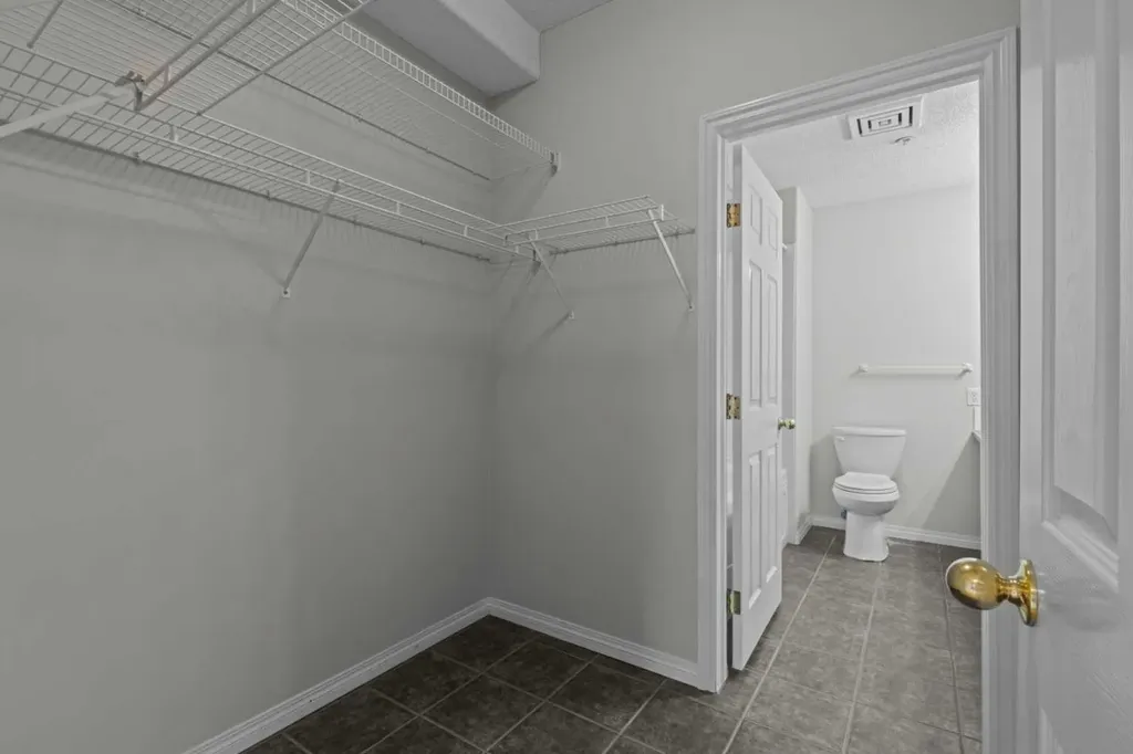 2419 Erlton Road SW Calgary AB T2S 3B8