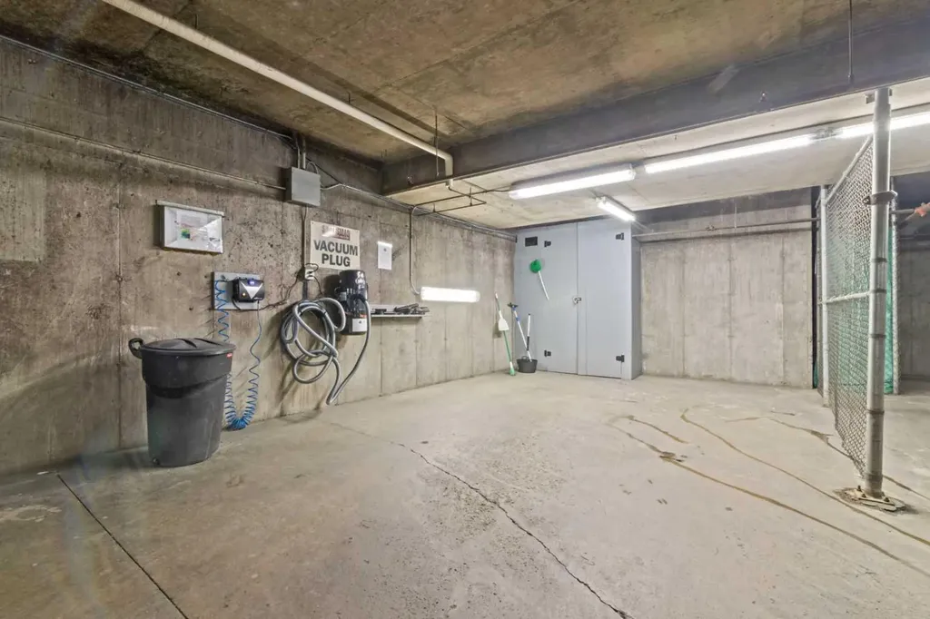 2419 Erlton Road SW Calgary AB T2S 3B8