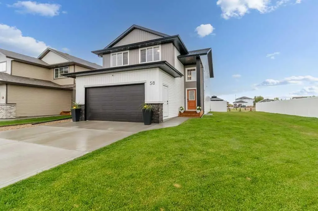 58 Bardwell Way Sylvan Lake AB T4S 0V4