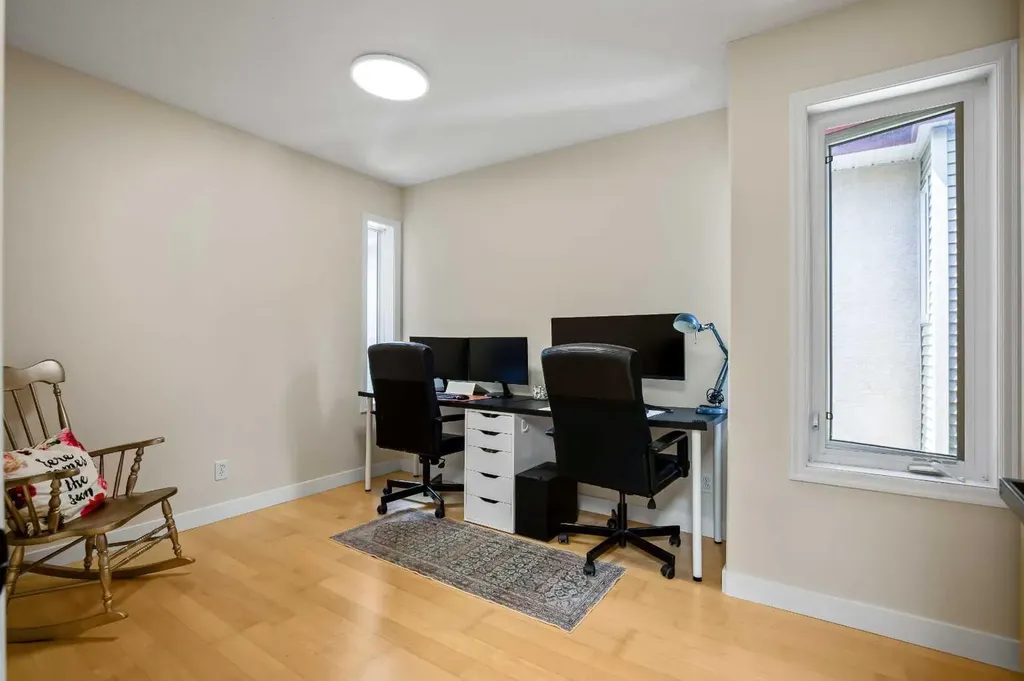 2705 11 Avenue SE Calgary AB T2A0E5