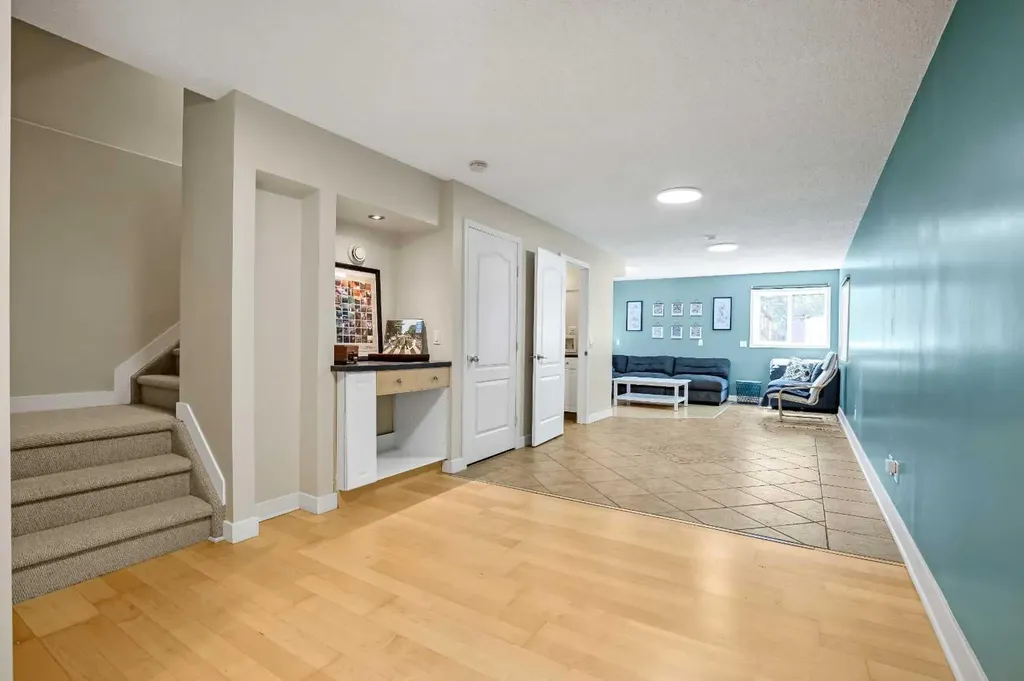 2705 11 Avenue SE Calgary AB T2A0E5
