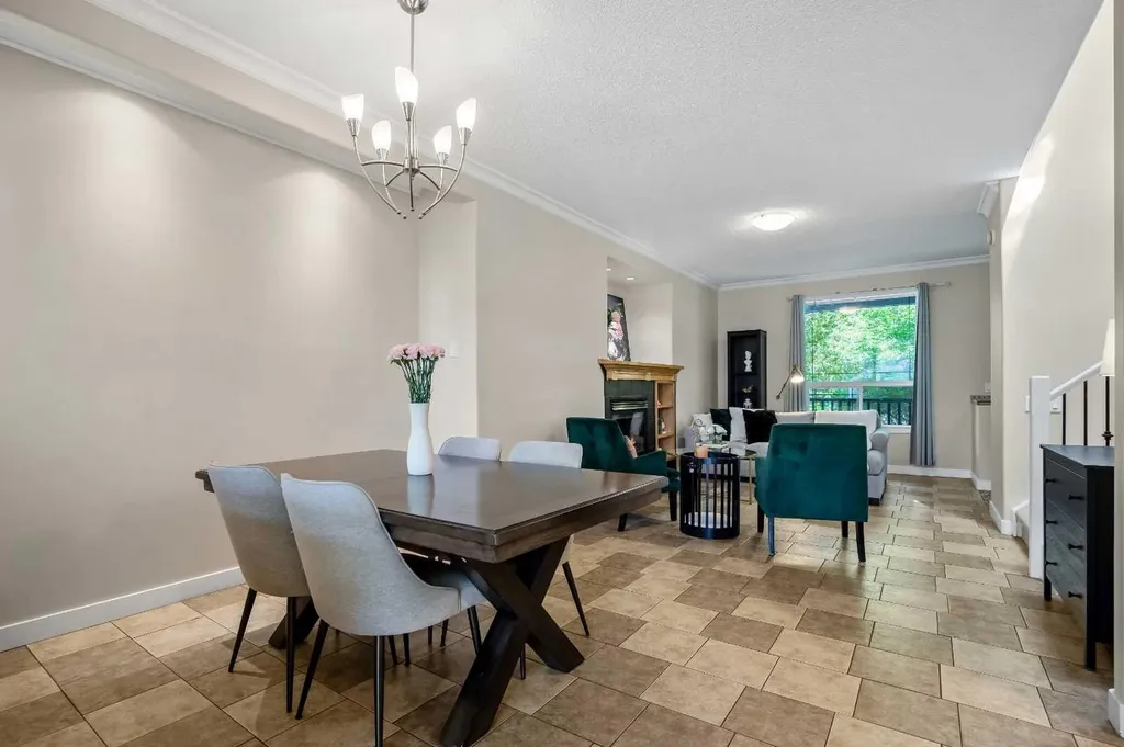 2705 11 Avenue SE Calgary AB T2A0E5