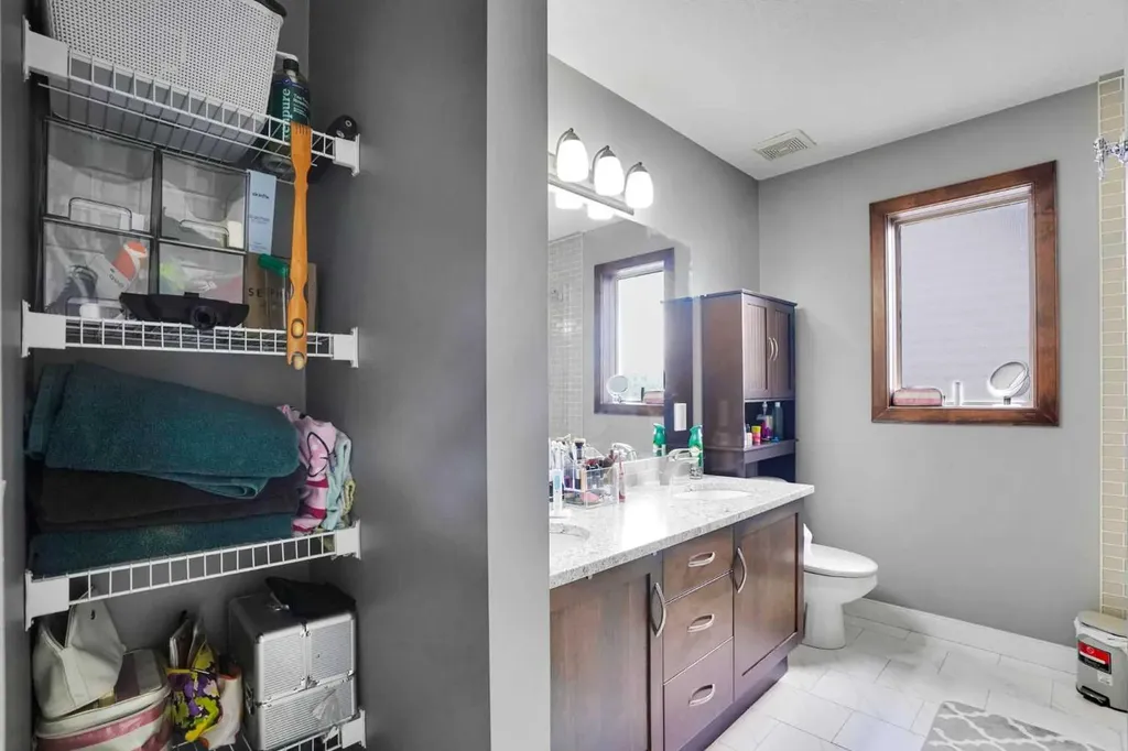 27 Brightoncrest Common SE Calgary AB T2Z 0N8