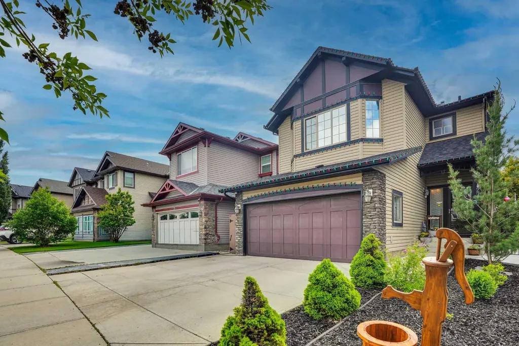 27 Brightoncrest Common SE Calgary AB T2Z 0N8