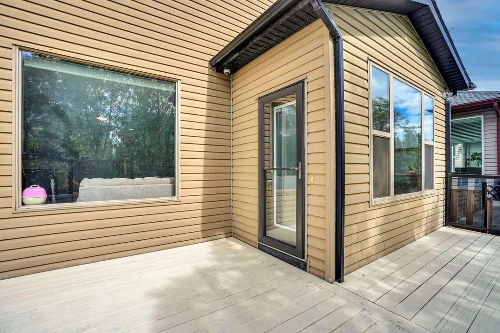 27 Brightoncrest Common SE Calgary AB T2Z 0N8
