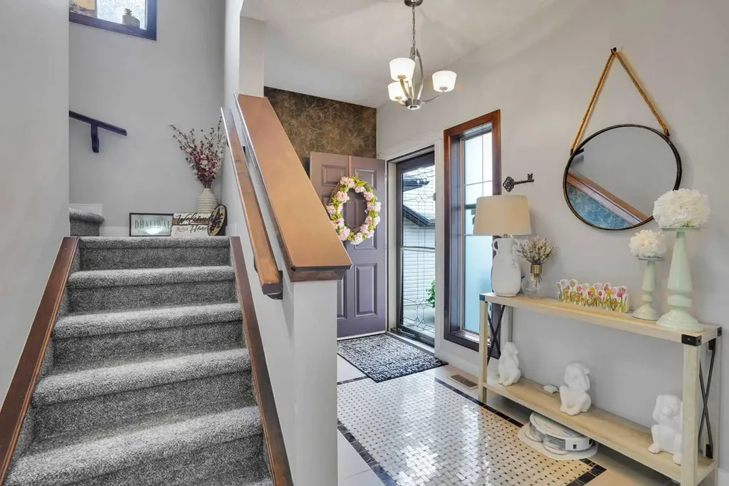 27 Brightoncrest Common SE Calgary AB T2Z 0N8