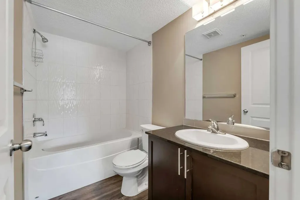 10 Kincora Glen Park NW Calgary AB T3R0C1