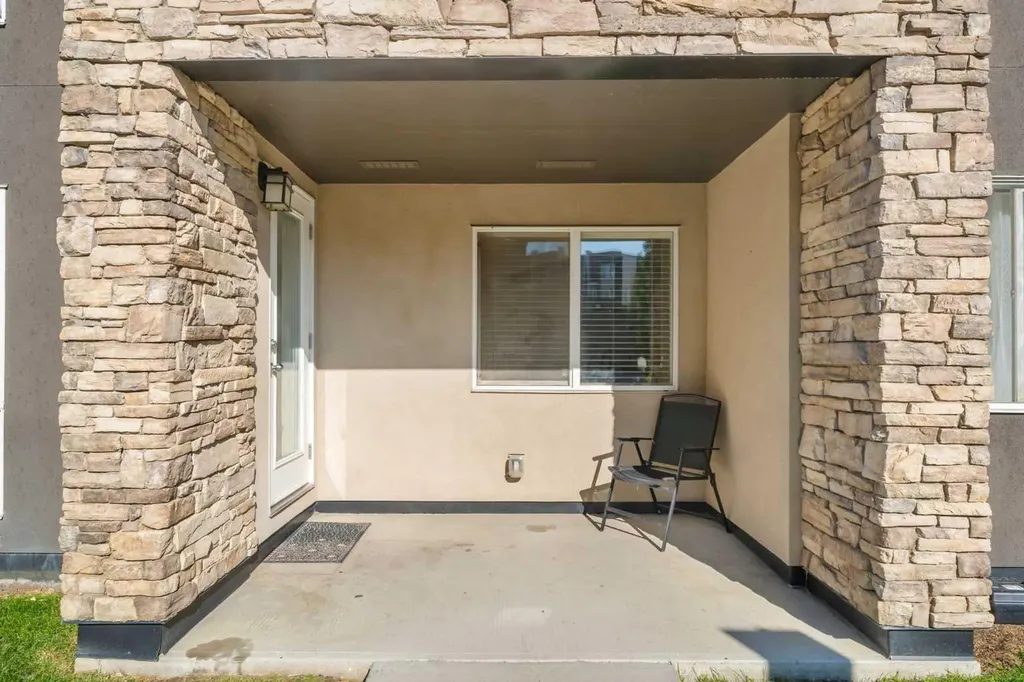 10 Kincora Glen Park NW Calgary AB T3R0C1