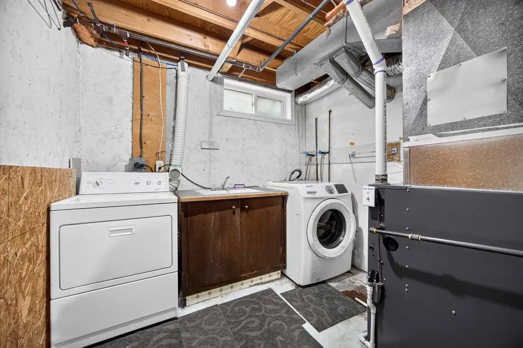 6417 26 Avenue NE Calgary AB T1Y 4H2