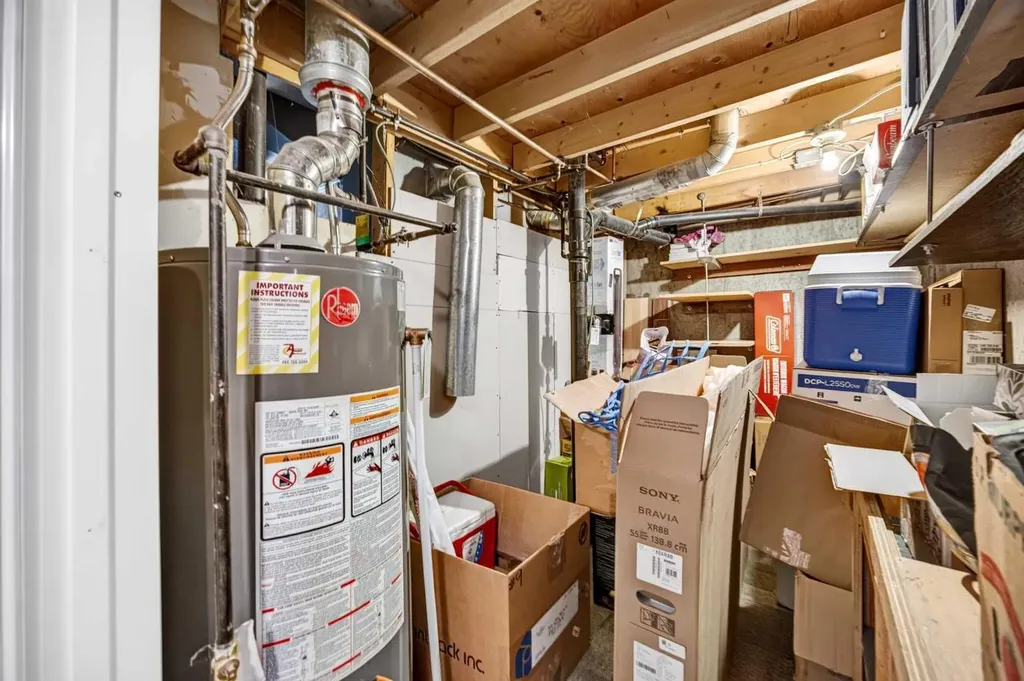 6417 26 Avenue NE Calgary AB T1Y 4H2