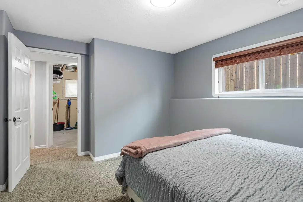 6606 34 Street Lloydminster AB T9V 3J1