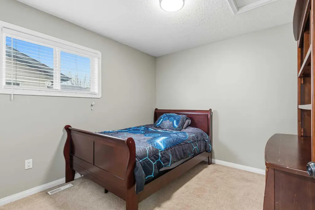 6606 34 Street Lloydminster AB T9V 3J1