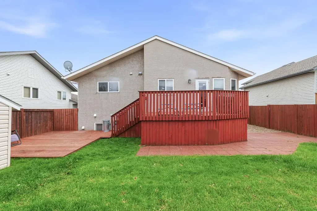 6606 34 Street Lloydminster AB T9V 3J1