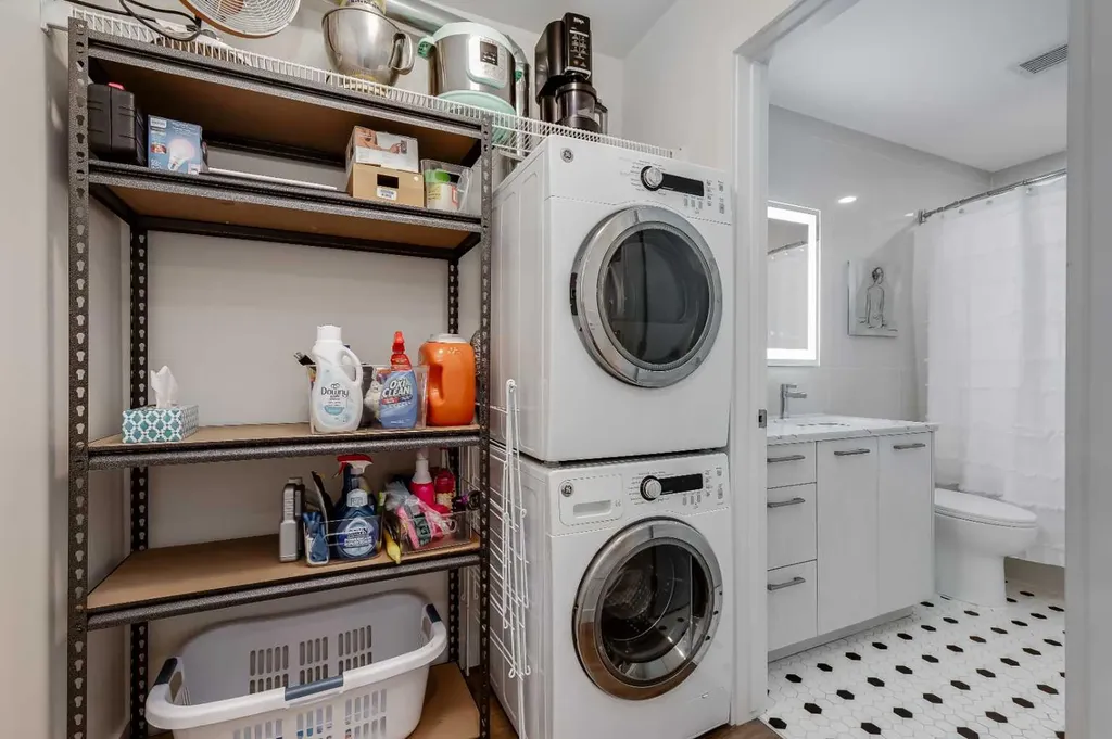 1709 35 Avenue SW Calgary AB T2T 2C9