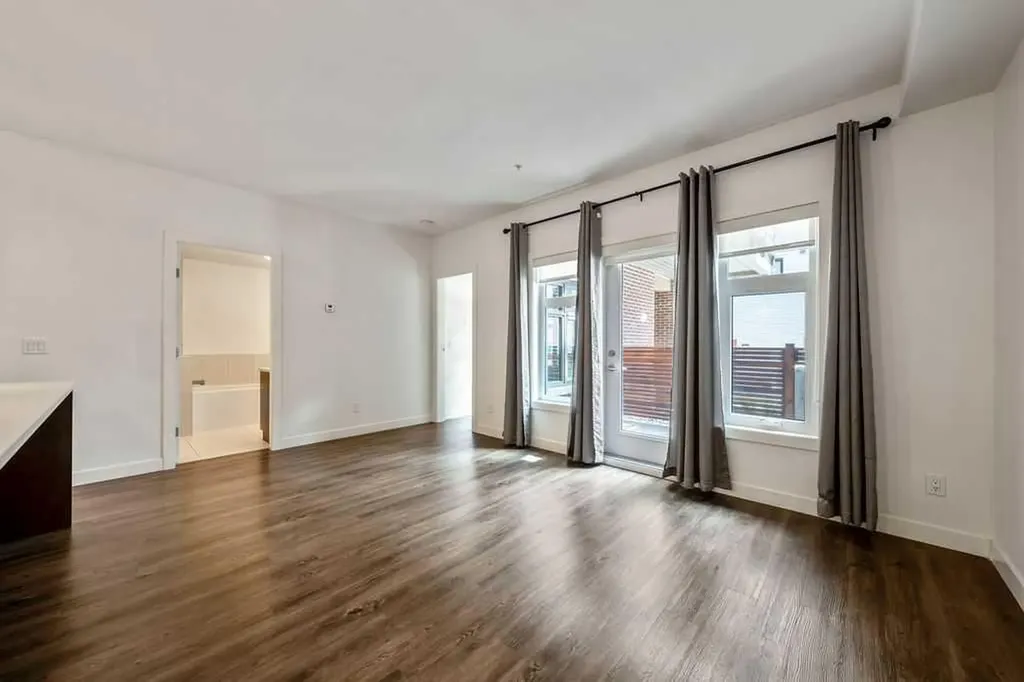 1720 10 Street SW Calgary AB T2T 3E8