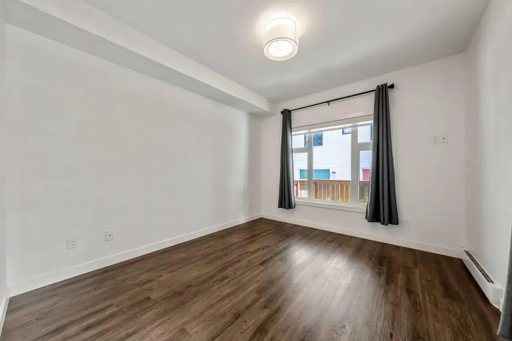 1720 10 Street SW Calgary AB T2T 3E8